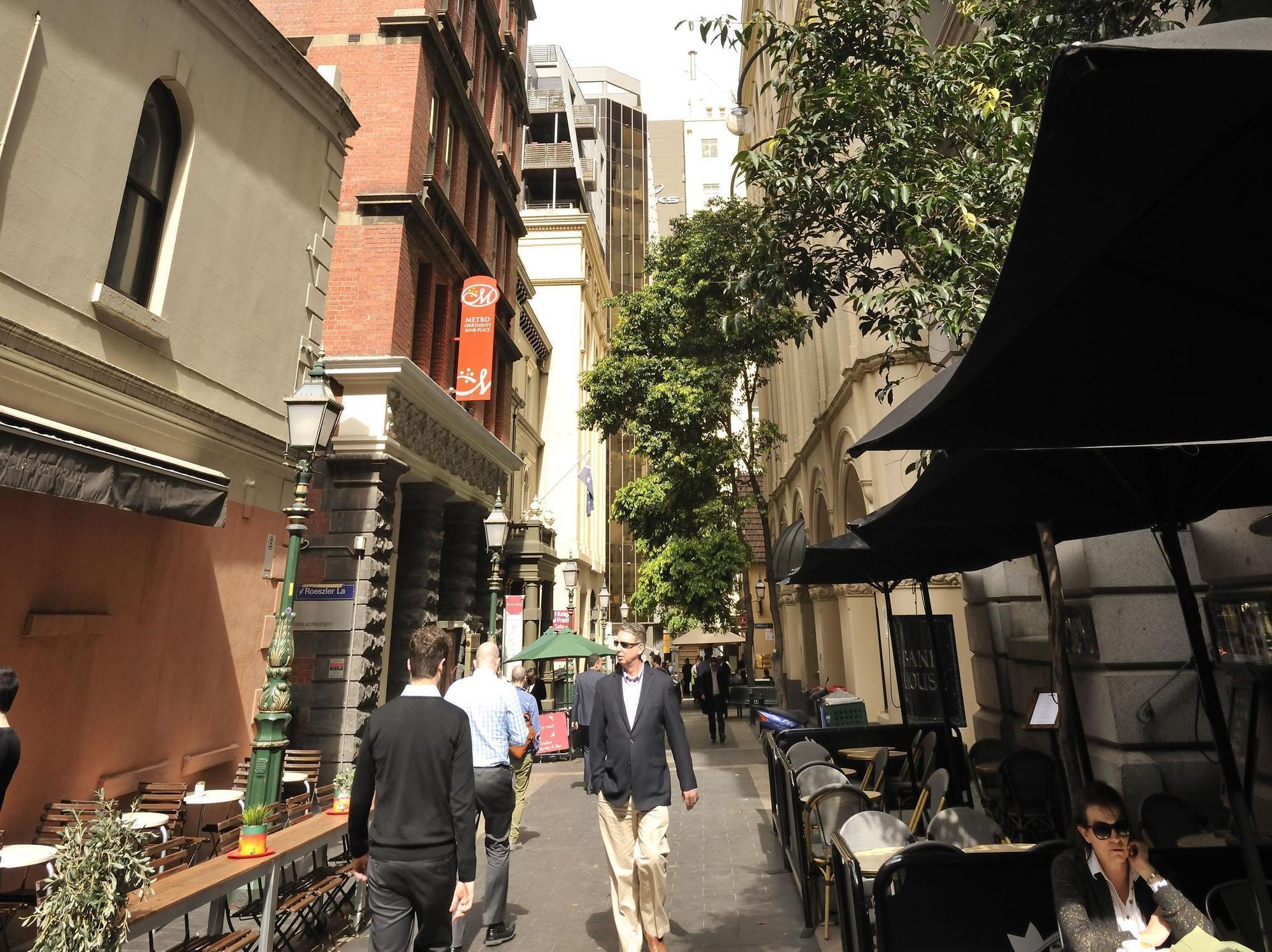 Metro Apartments On Bank Place Melbourne City Exterior foto